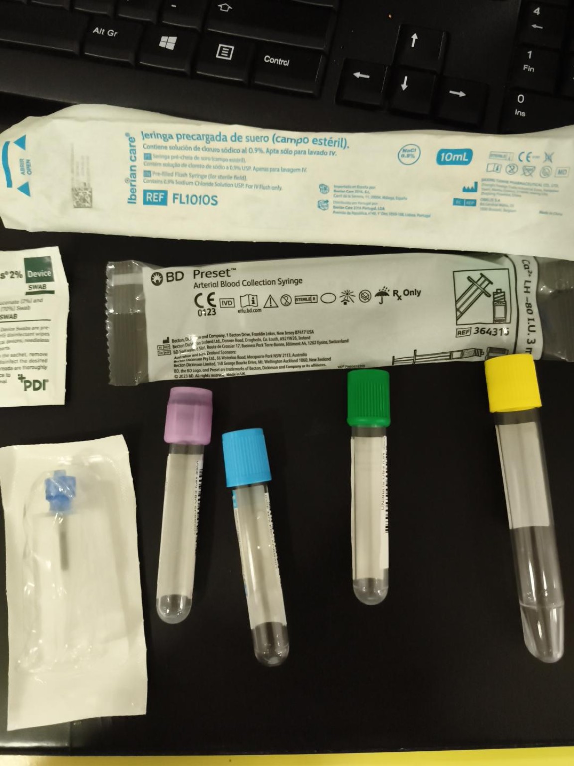 Preparació de tubs per a les analítiques del matí
